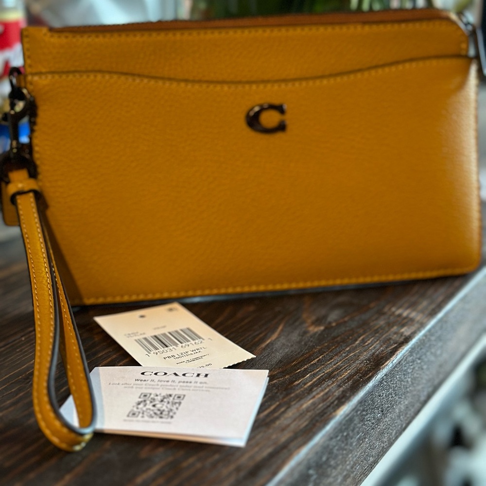 COPY - Coach L Wristlet ( not from outlet but retail)